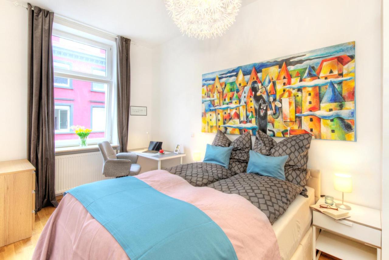 Altbaucharme In Der Stadtmitte Apartment Карлсруе Екстериор снимка