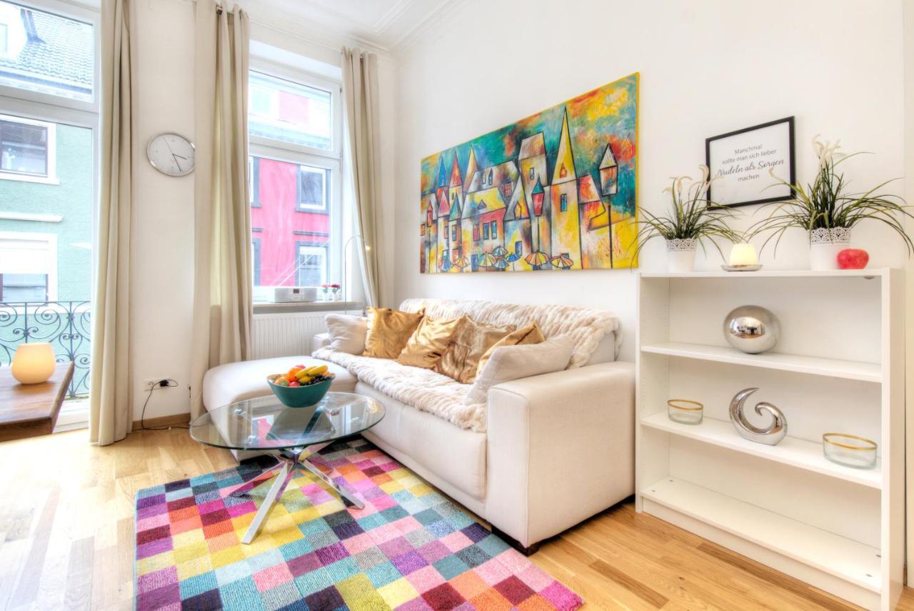 Altbaucharme In Der Stadtmitte Apartment Карлсруе Екстериор снимка